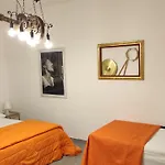 Hello World Bed & Breakfast