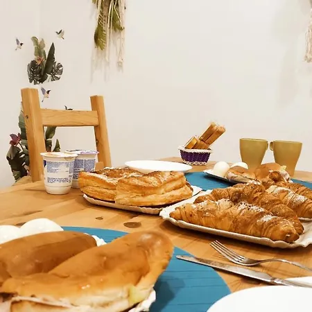 Hello World Bed and Breakfast Αγκριτζέντο